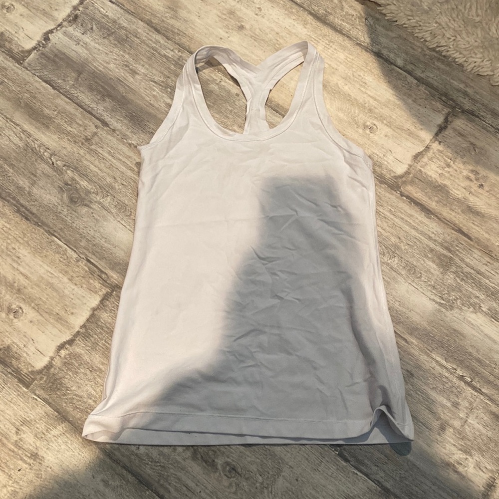 Worn lulu tank top but I’m good condition